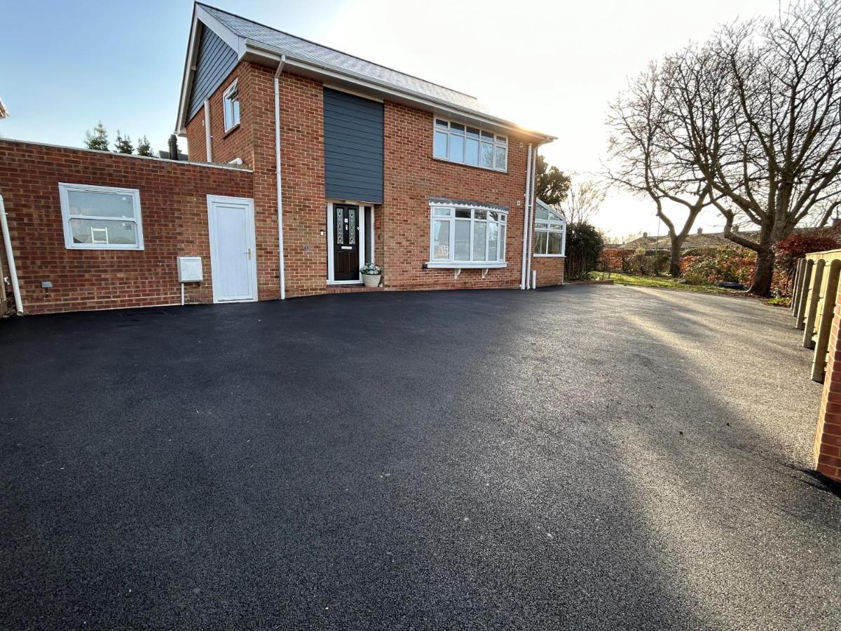 فندق Highfield Coach House ليمنجتون المظهر الخارجي الصورة